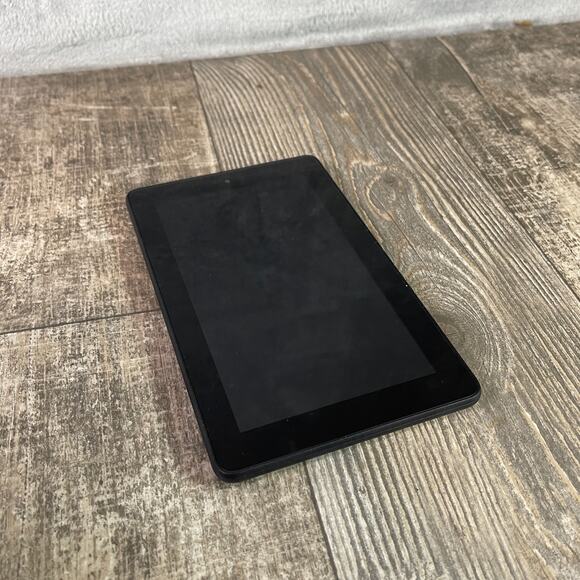 Amazon Kindle Fire 7 tablet 8GB 5th Generation (SV98LN) - Picture 2 of 3
